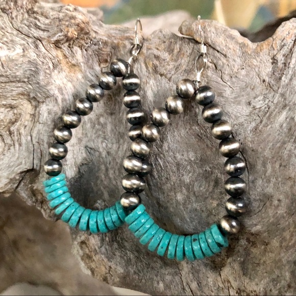 Jewelry - Southwestern Turquoise Desert Pearl Loops